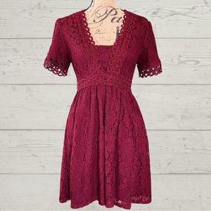 Francesca's Lace-Detail Mini Dress w/Embroidery & Golden Zipper | Medium